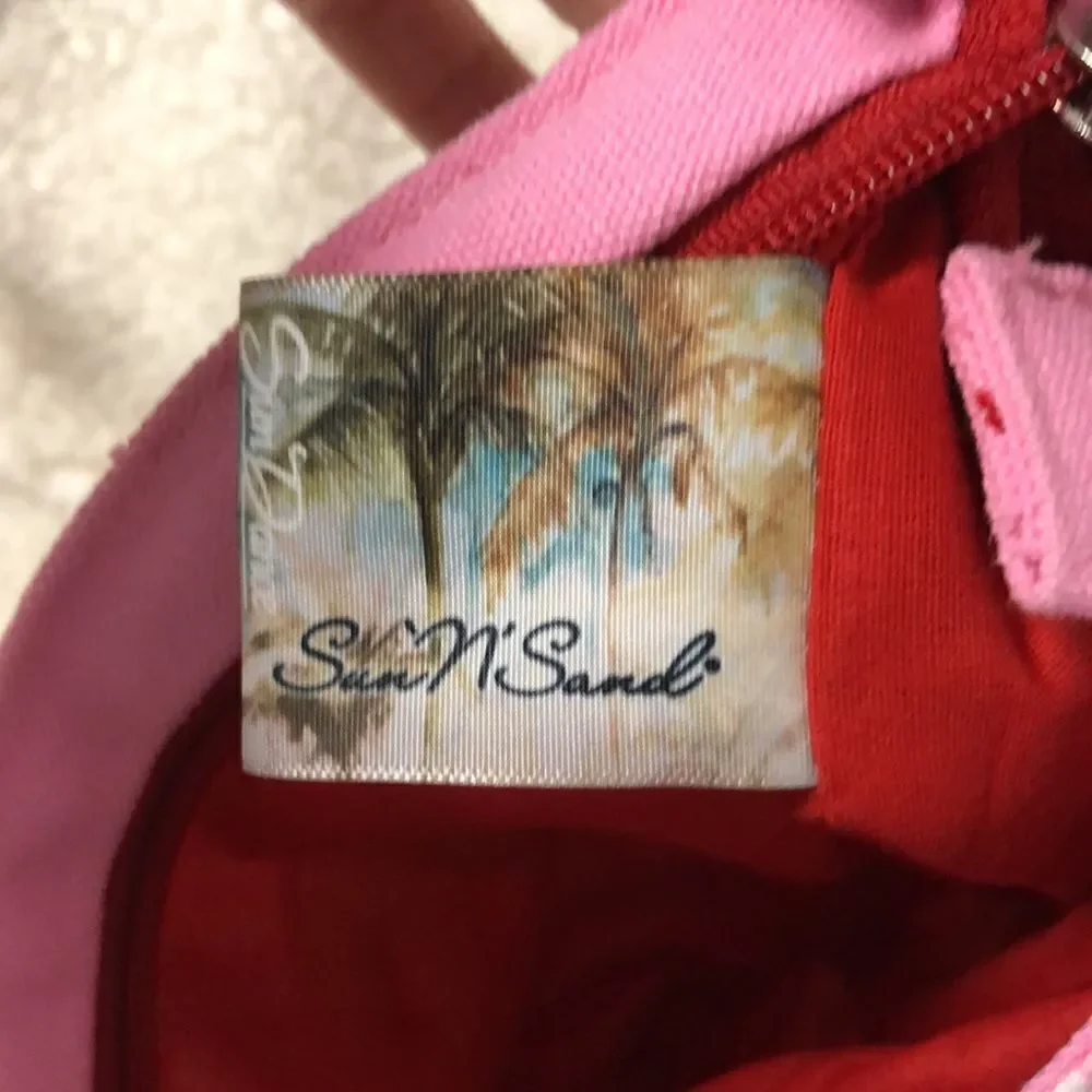 Sun N’ Sand listing children